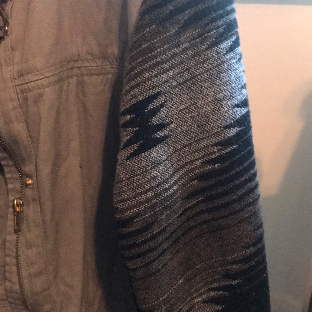 Quinn Jacket - Picture 3 of 6